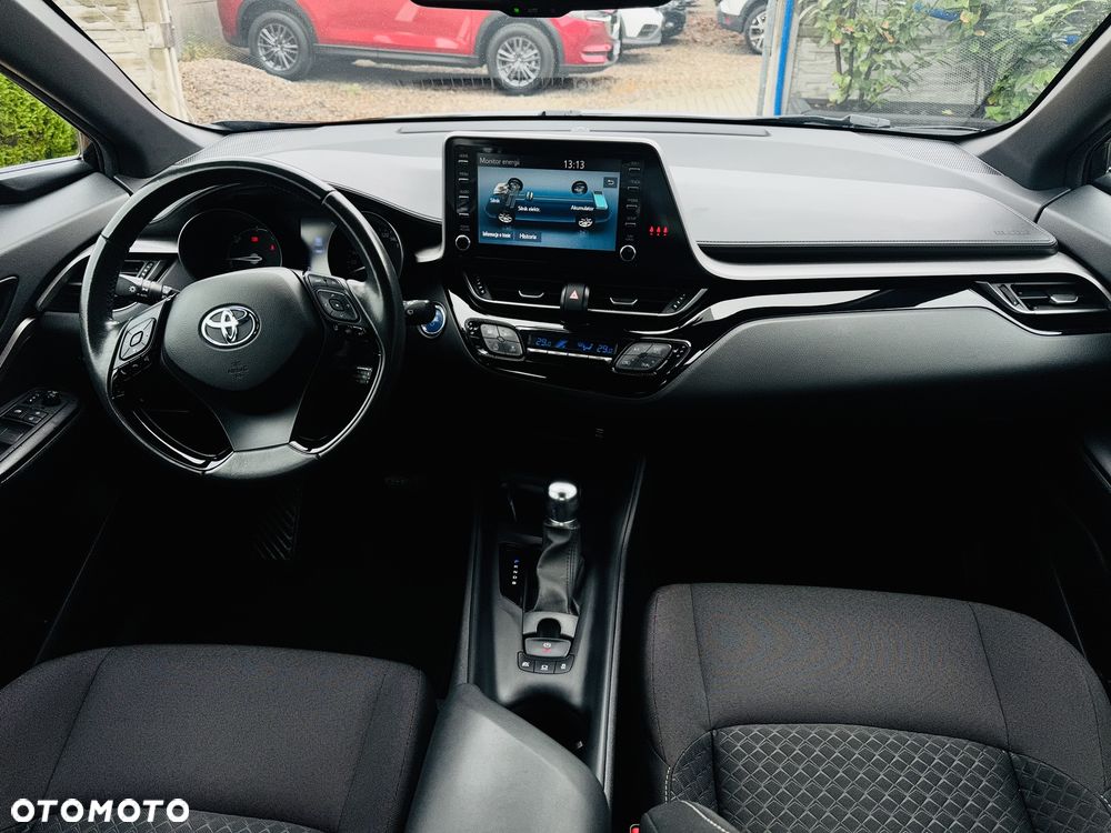 Toyota C-HR Business-Edition - 9