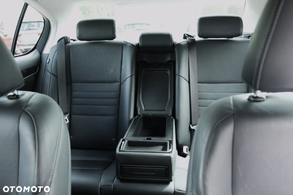 Lexus GS 200t / 300 Elegance - 20