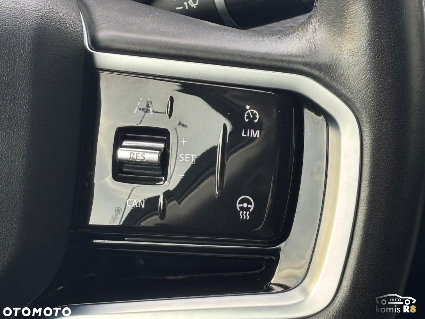Land Rover Range Rover Evoque - 28