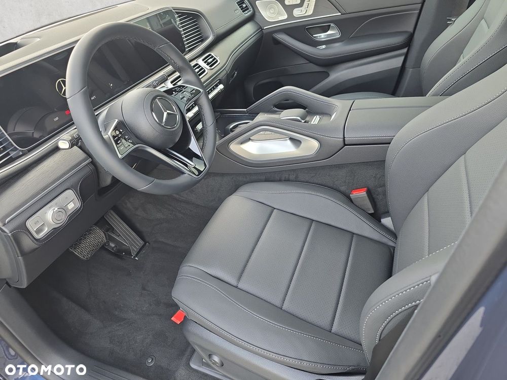Mercedes-Benz GLE - 12