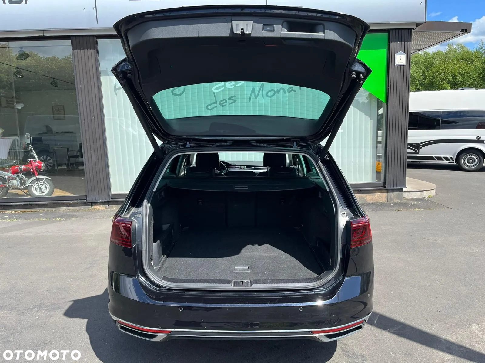 Volkswagen Passat 2.0 TDI Bi-Turbo BMT 4Mot Highline DSG - 3