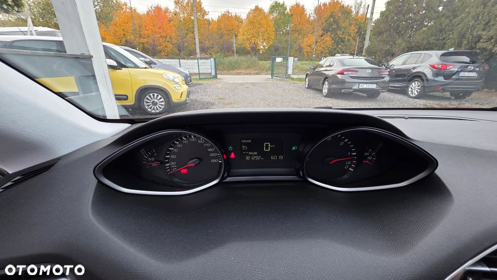 Peugeot 308 e-HDi 115 Stop & Start Allure - 11