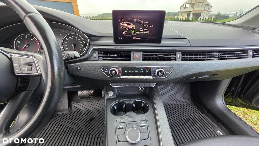 Audi A4 Limousine - 9