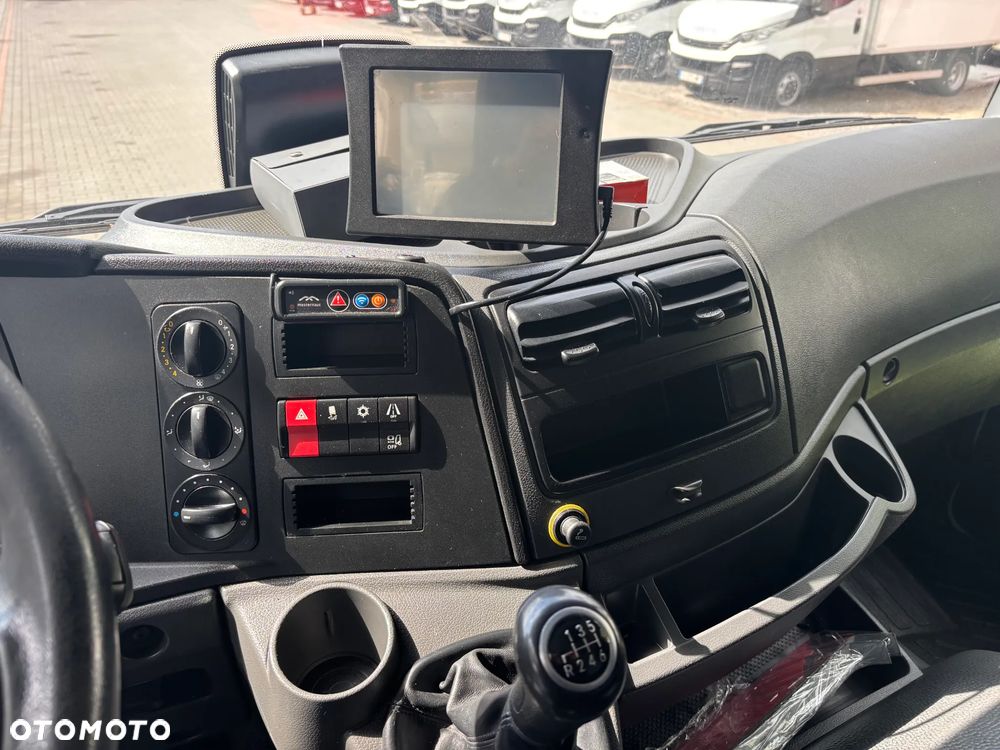 Mercedes-Benz ATEGO 1024,,818,,1023,,1021,,1018,,1218,,1224,,1230,,1523,,1524,,1527,,1827,,1830 - 11