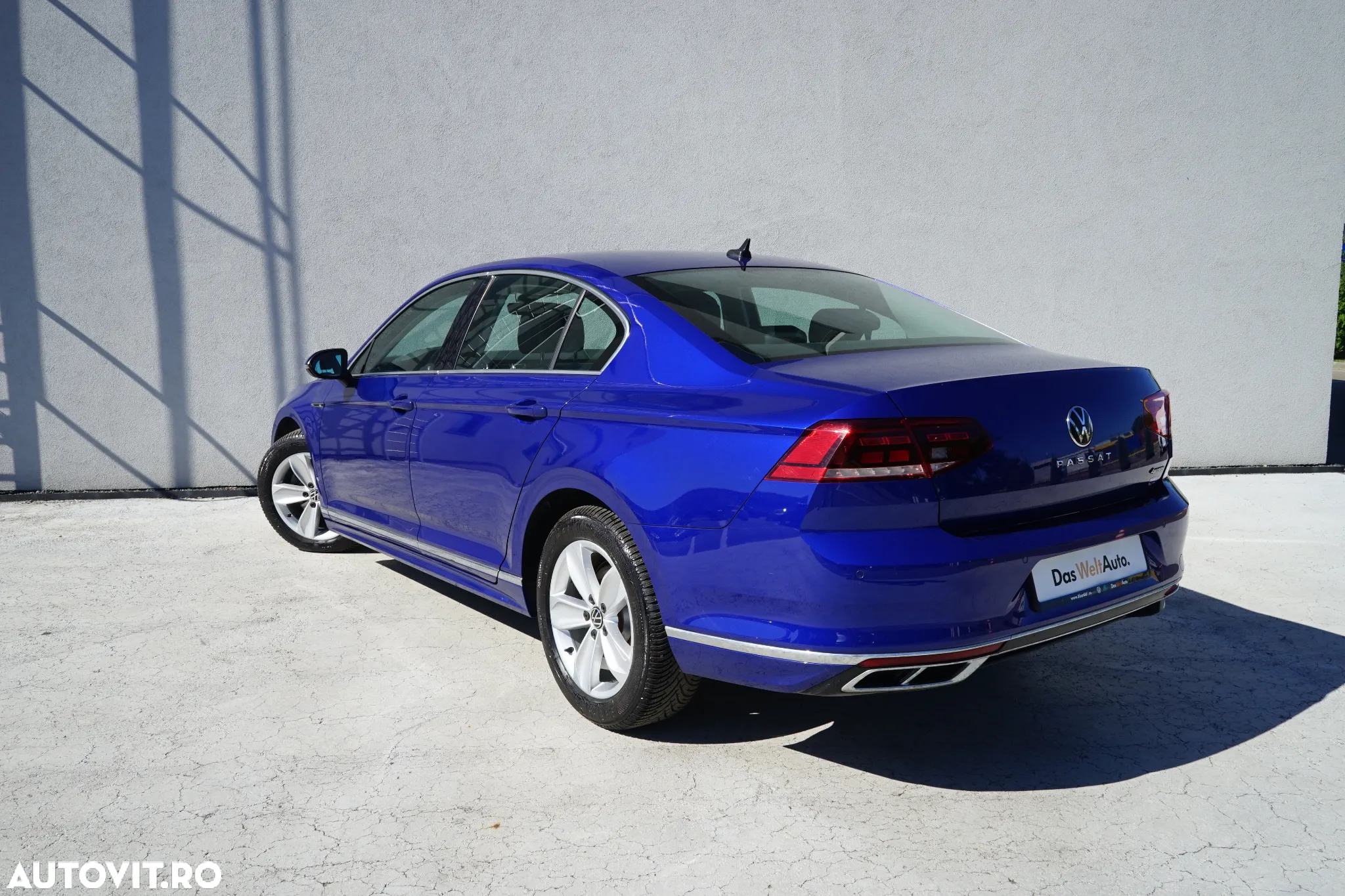 Volkswagen Passat Variant 2.0 TDI DSG 4Motion Highline - 4