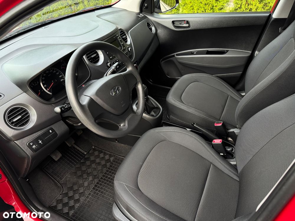 Hyundai i10 1.0 GO - 14