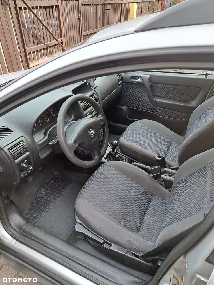 Opel Astra - 5