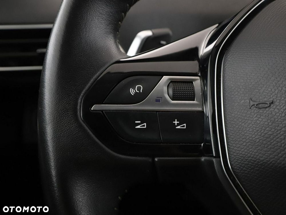 Peugeot 3008 PureTech 130 Stop & Start GPF EAT8 Active Business-Paket - 32