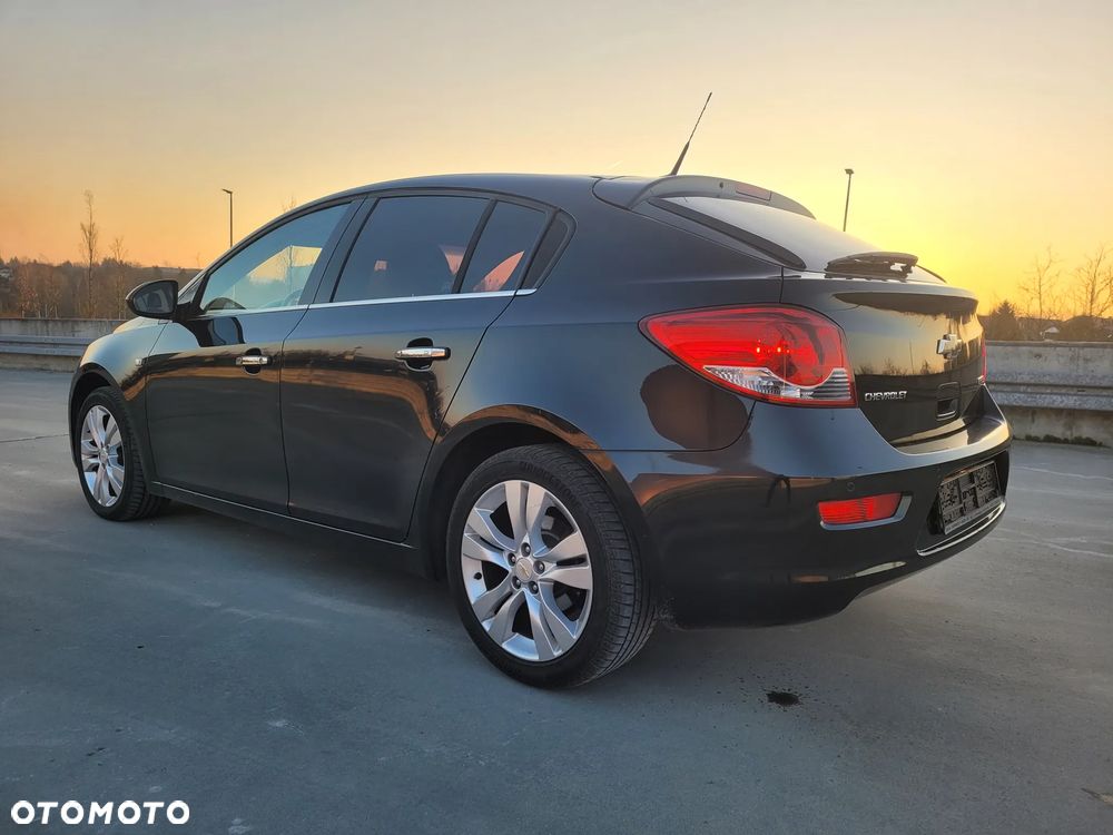 Chevrolet Cruze 1.4T LTZ - 5