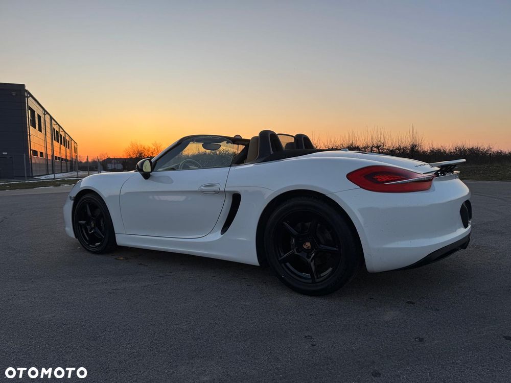 Porsche Boxster Black Edition PDK - 17