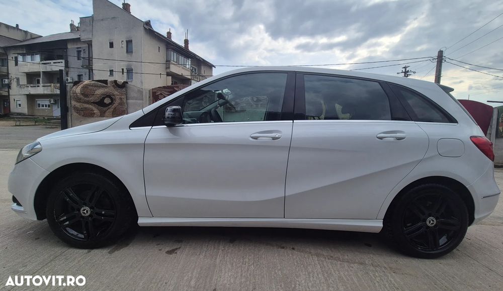 Mercedes-Benz B 180 - 5