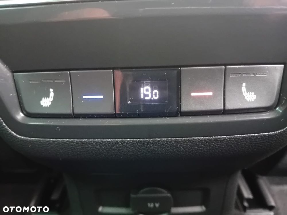 Skoda Karoq 2.0 TDI SCR Clever - 31