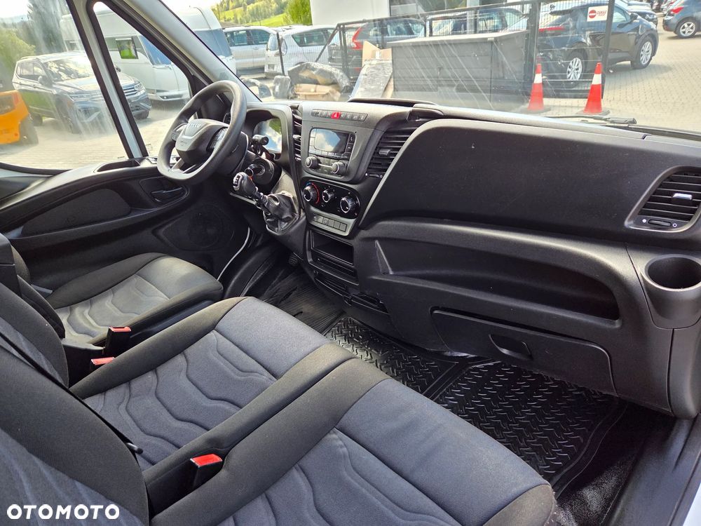 Iveco 35s14 - 14