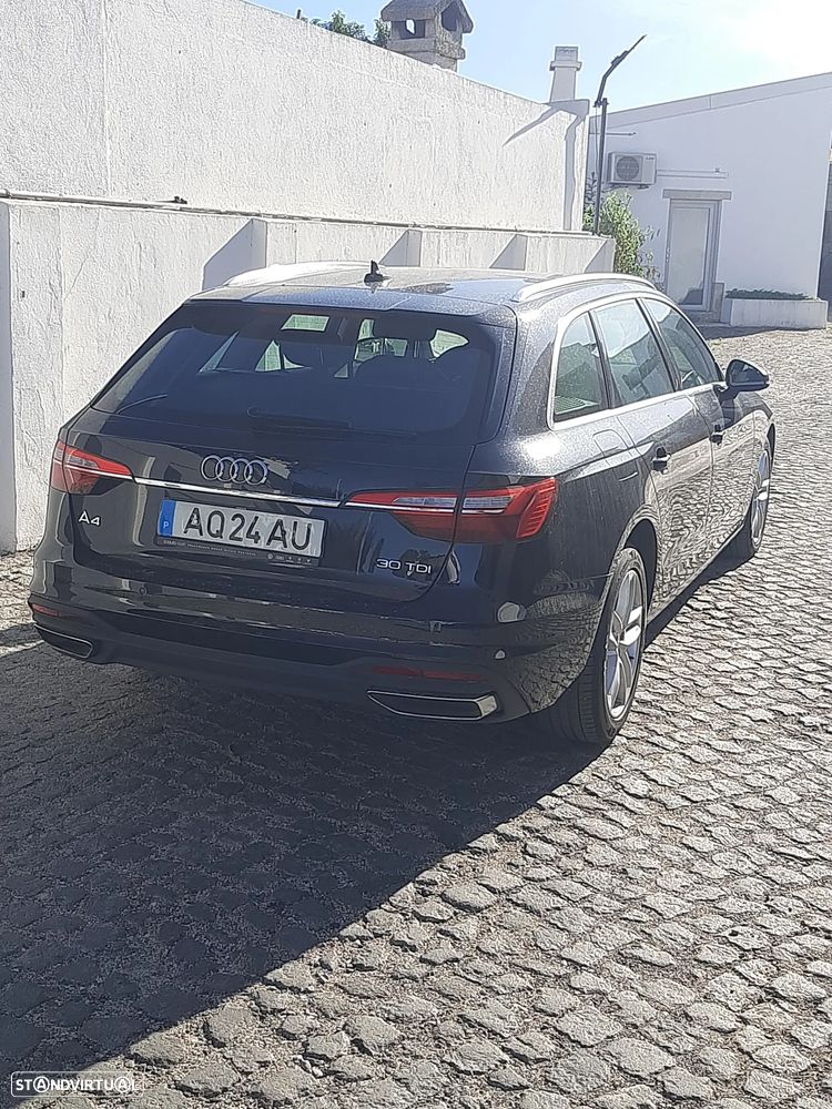 Audi A4 Avant 30 TDI S tronic - 39