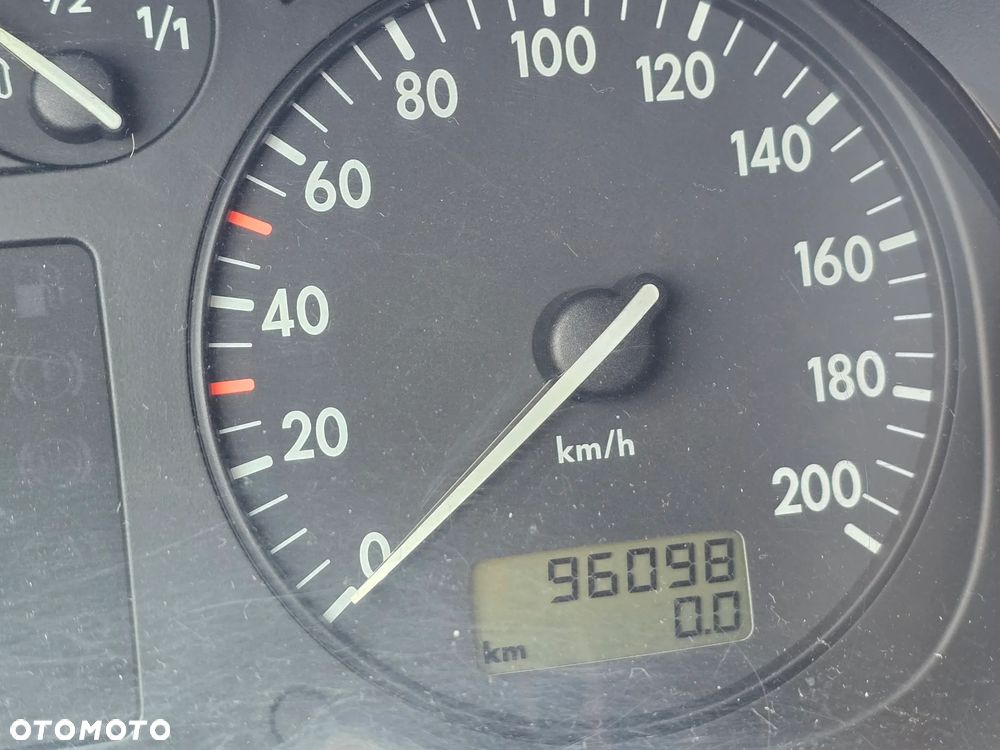 Volkswagen Polo 60 - 4