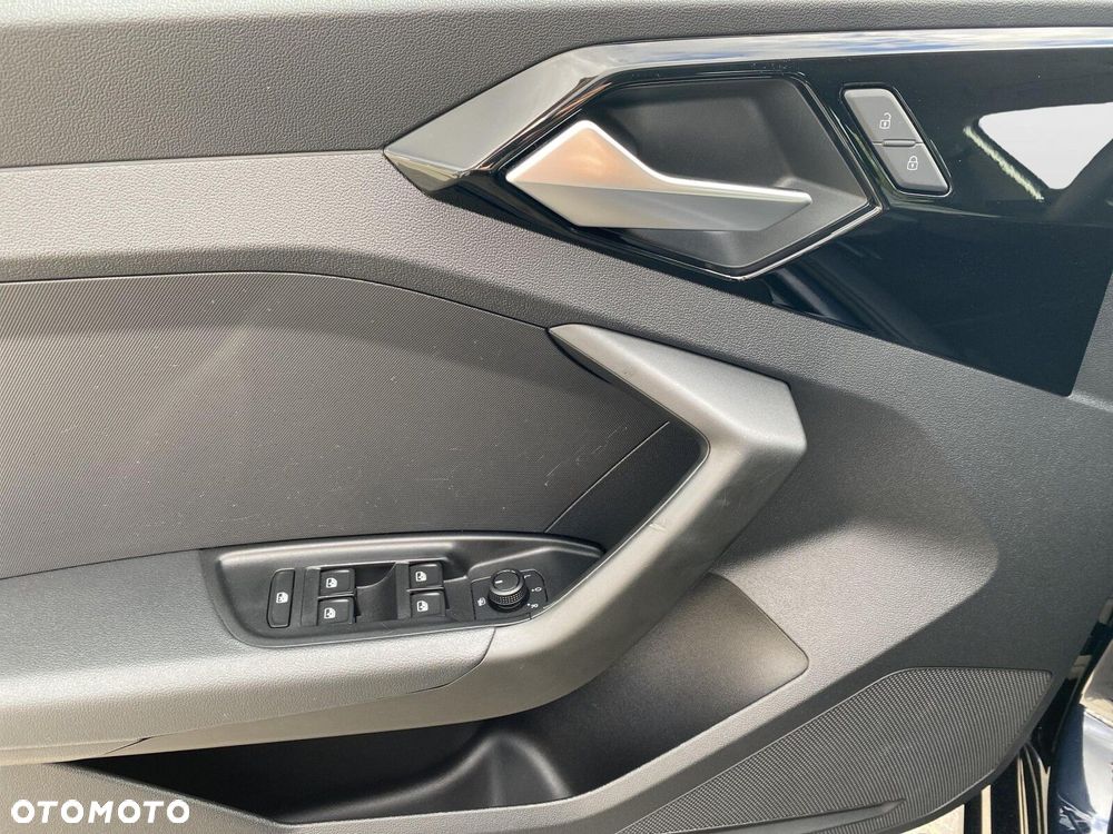 Audi A1 Sportback 35 TFSI S tronic - 10