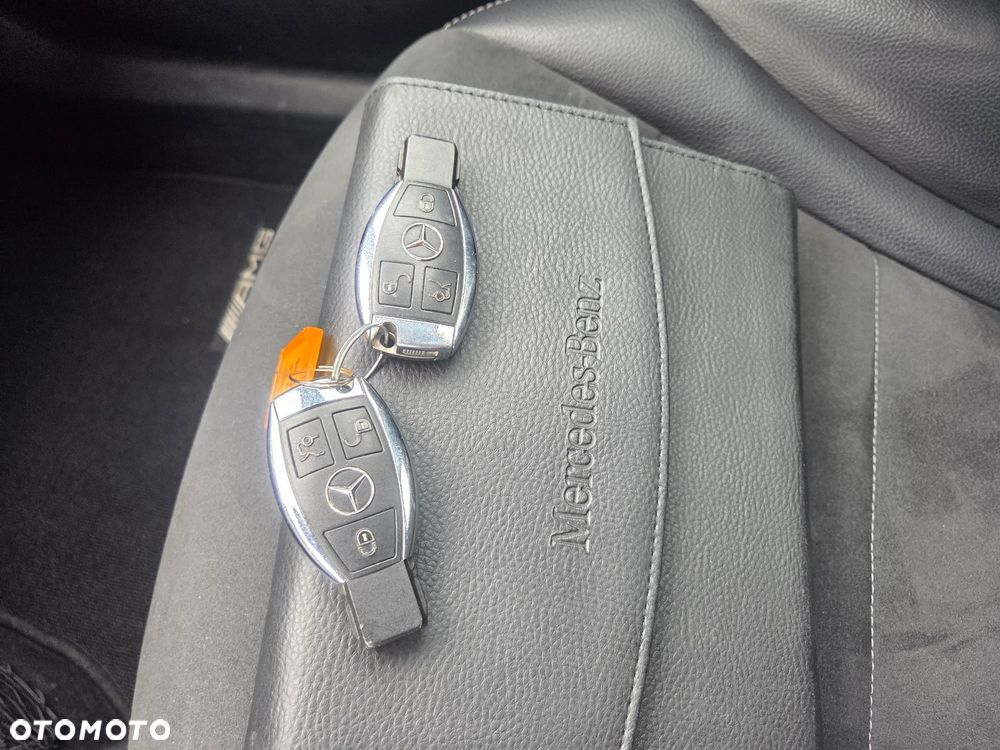 Mercedes-Benz GLC 250 4Matic 9G-TRONIC Exclusive - 12