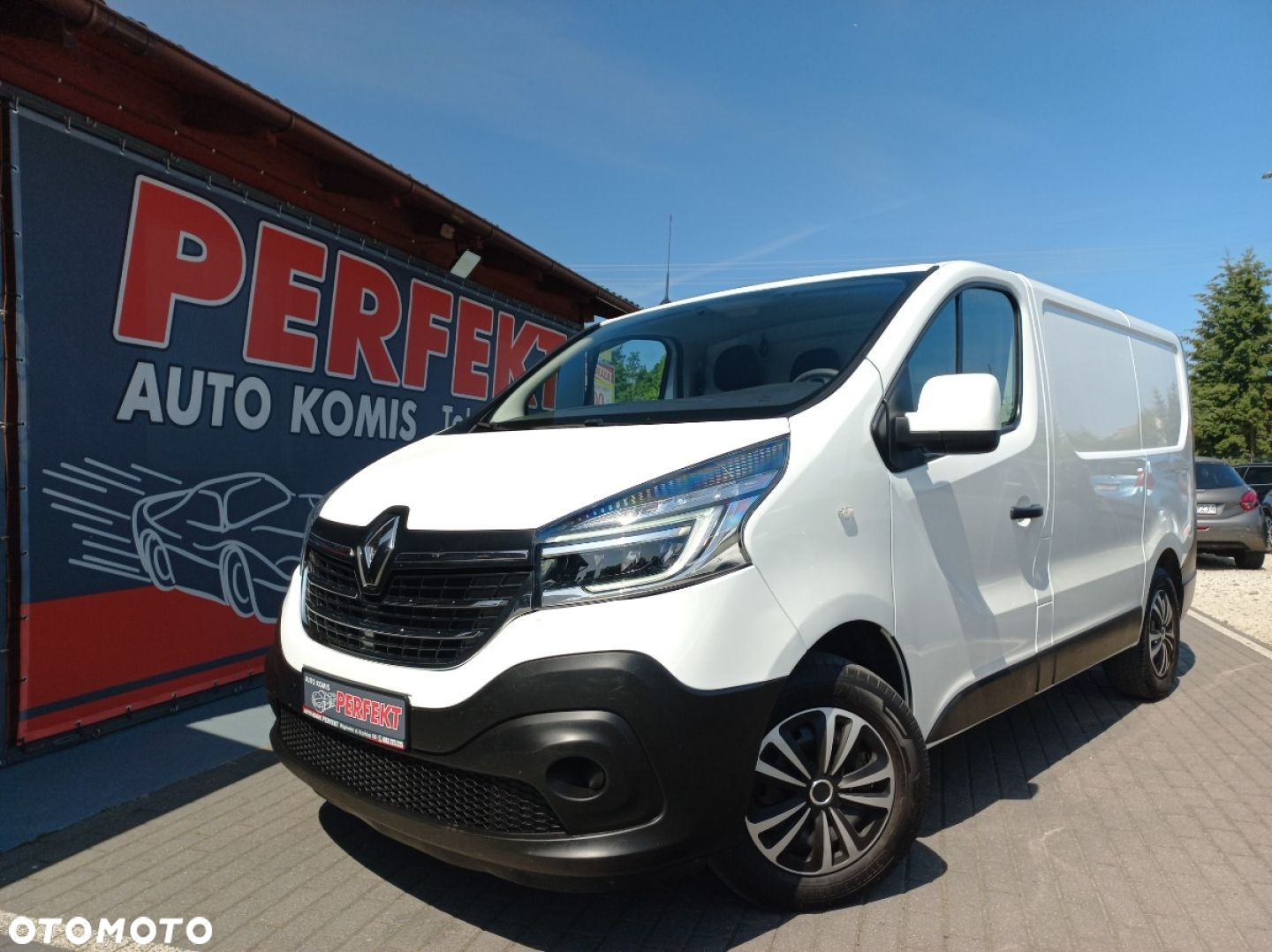 Renault TRAFIC - 2