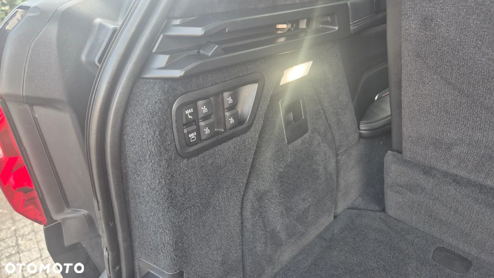 BMW X7 M50i - 9