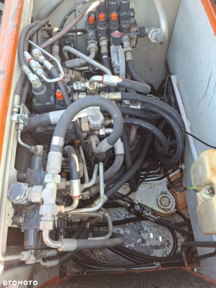 Schaeff HML40 - 11