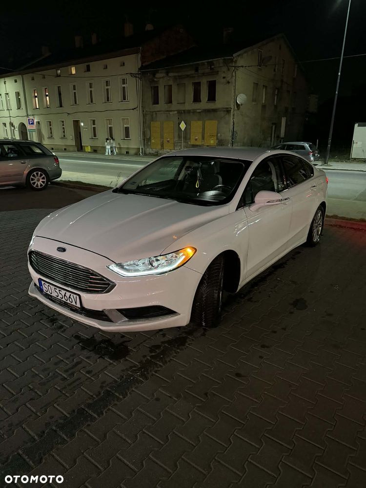 Ford Fusion - 1