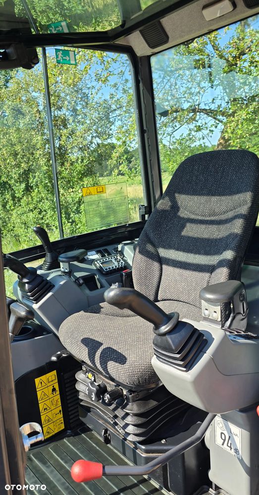 Bobcat E27 - 14