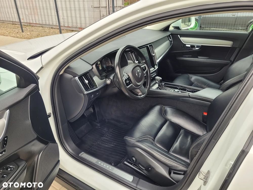 Volvo V90 Cross Country - 7