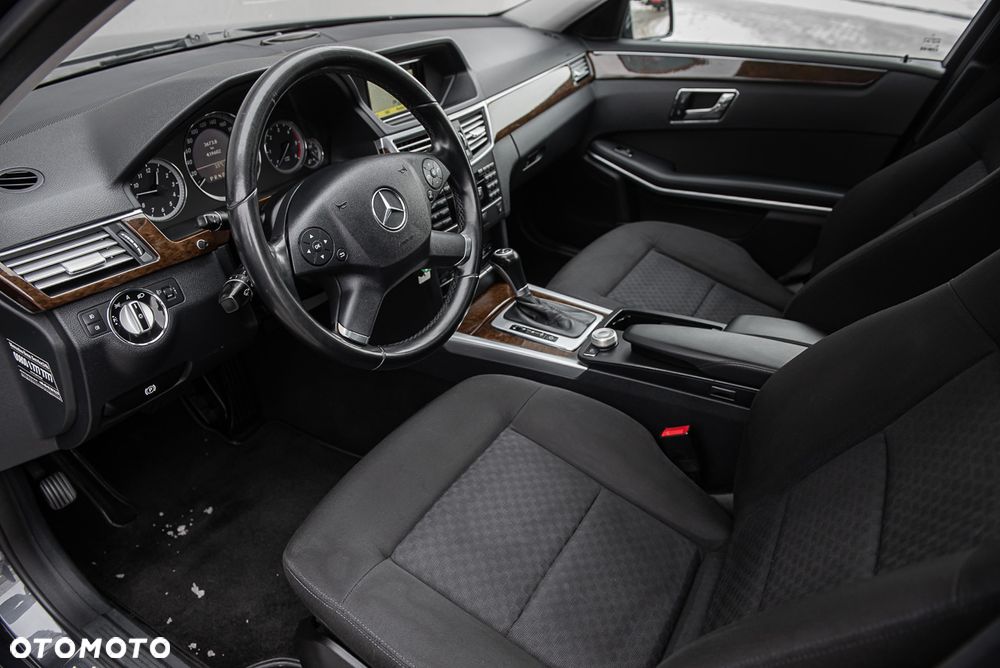 Mercedes-Benz Klasa E - 15