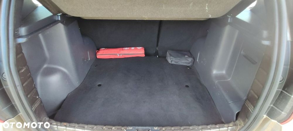 Dacia Duster 1.6 SCe Comfort - 15