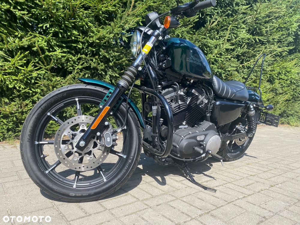 Harley-Davidson Sportster Iron 883 - 4