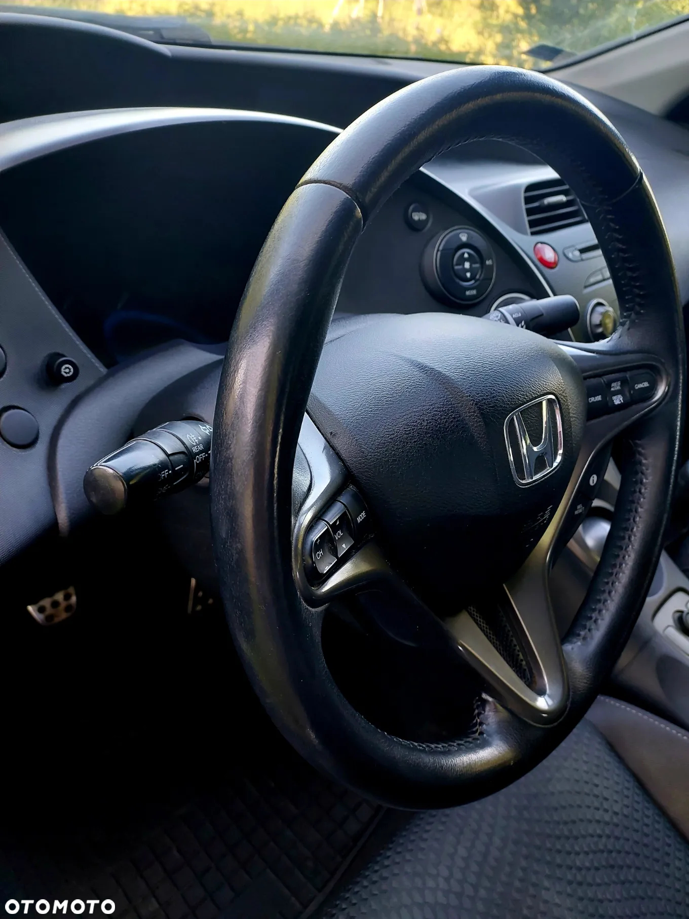 Honda Civic 1.4 Comfort - 10