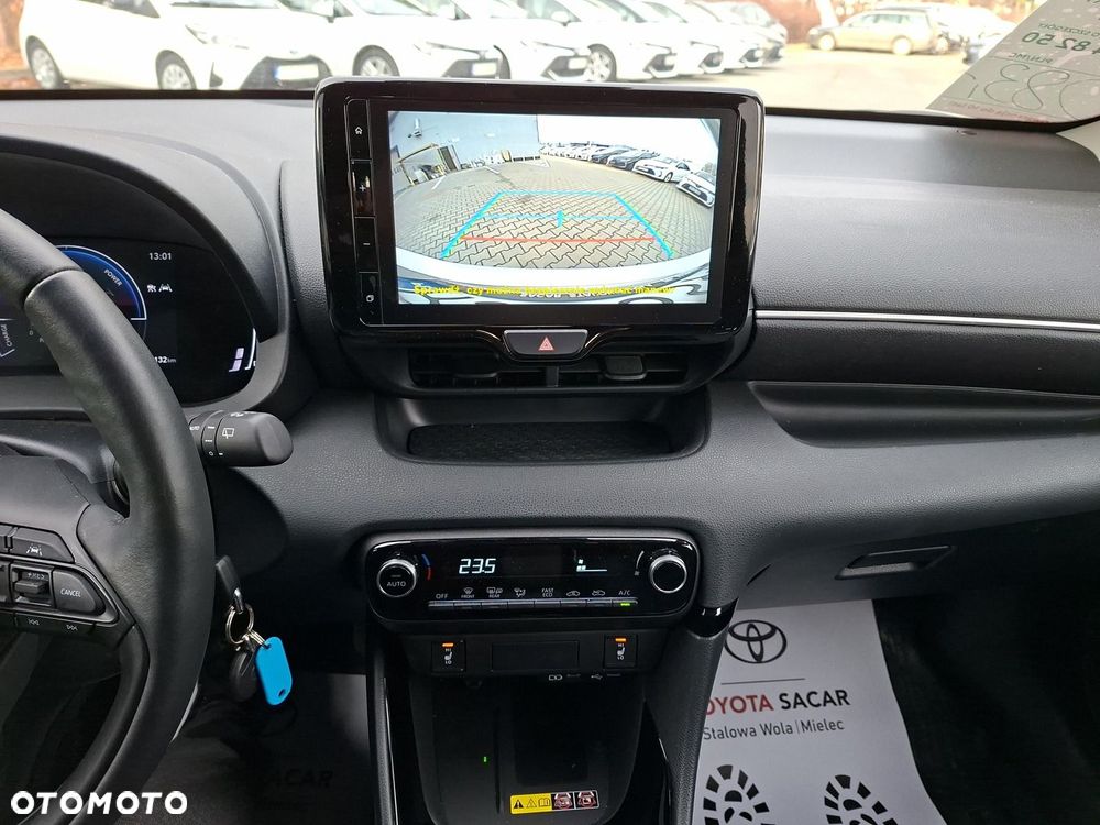 Toyota Yaris Hybrid 1.5 Style - 12