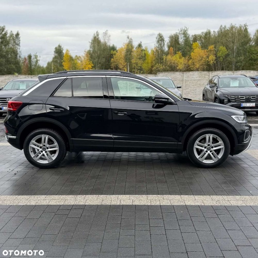 Volkswagen T-Roc - 13