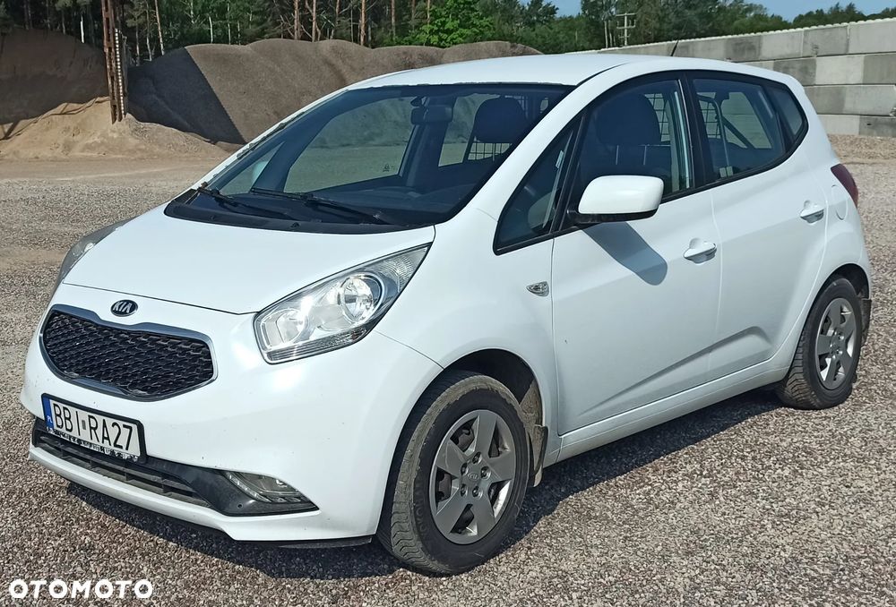 Kia Venga - 8