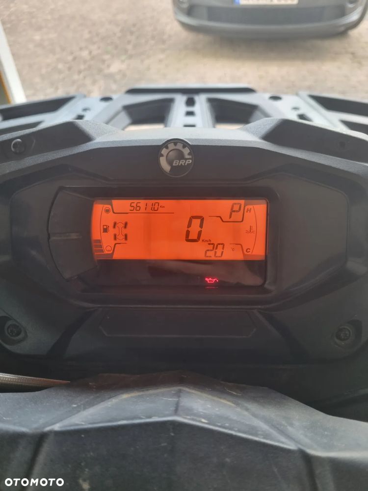 Can-Am Outlander - 10