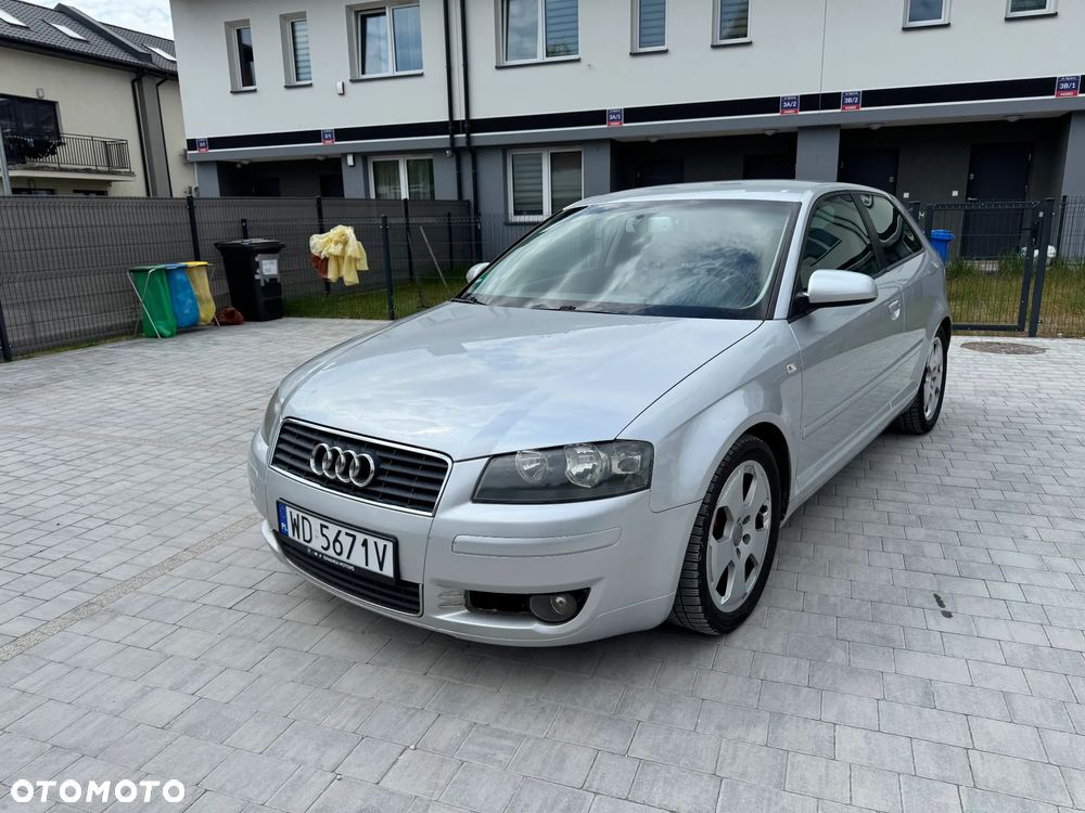 Audi A3 3-drzwiowe 1.6 Attraction - 2