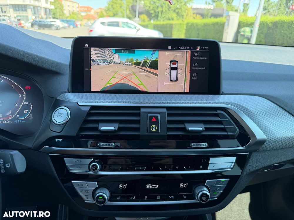 BMW X3 xDrive30e AT PHEV - 16