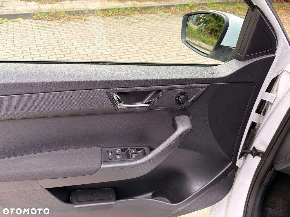 Skoda Fabia - 15