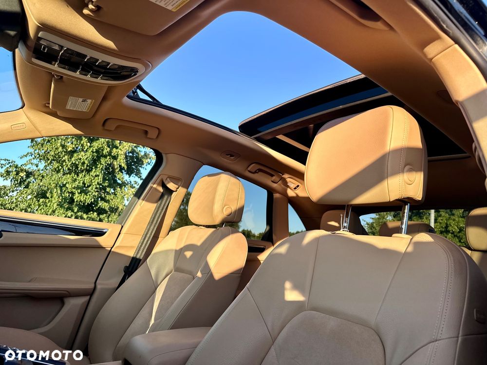 Porsche Macan S - 10