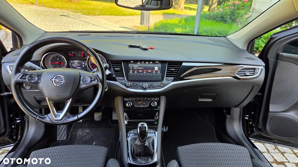 Opel Astra - 24