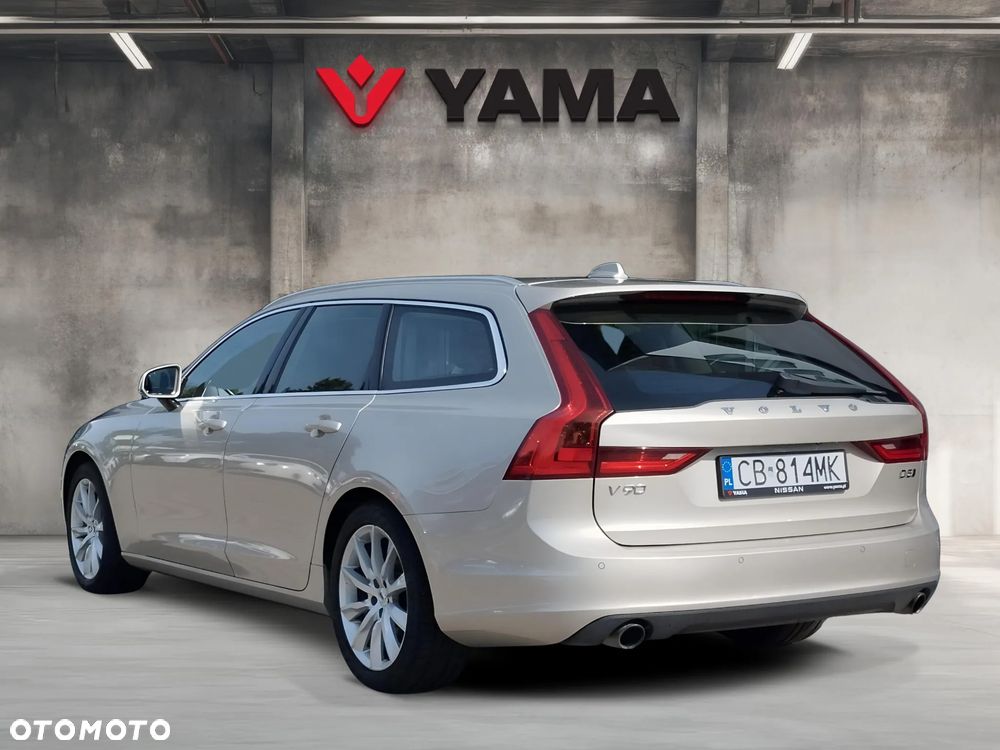 Volvo V90 D5 SCR AWD Momentum - 3