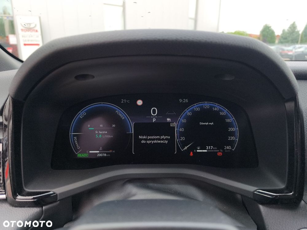 Toyota Camry - 18