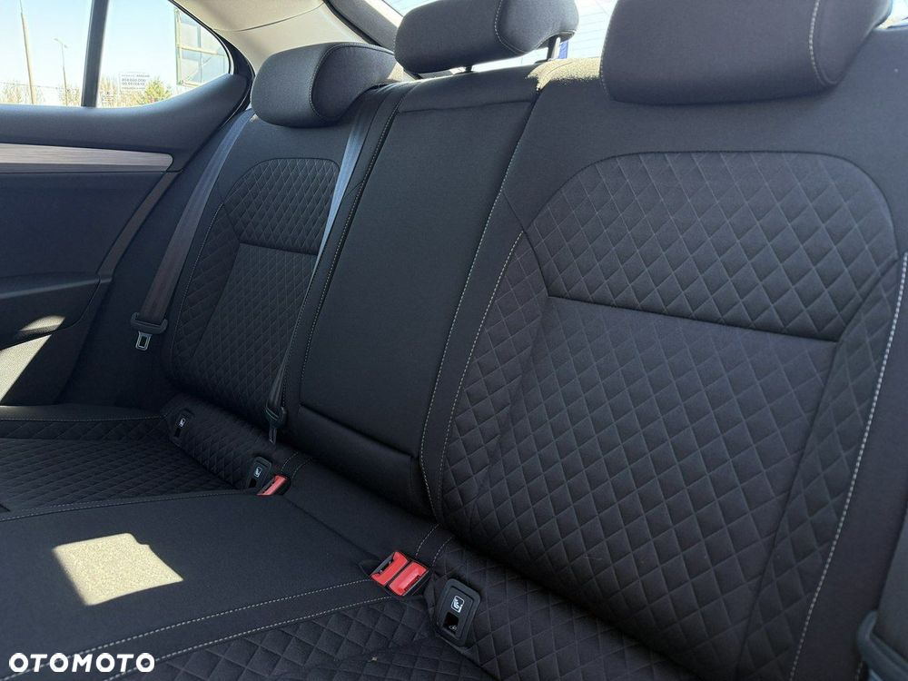 Skoda Superb 1.5 TSI Style DSG - 33