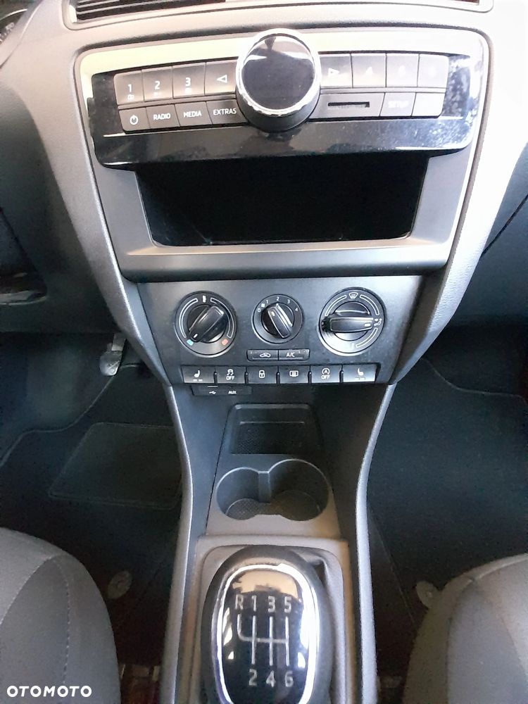 Skoda RAPID 1.2 TSI Active - 15