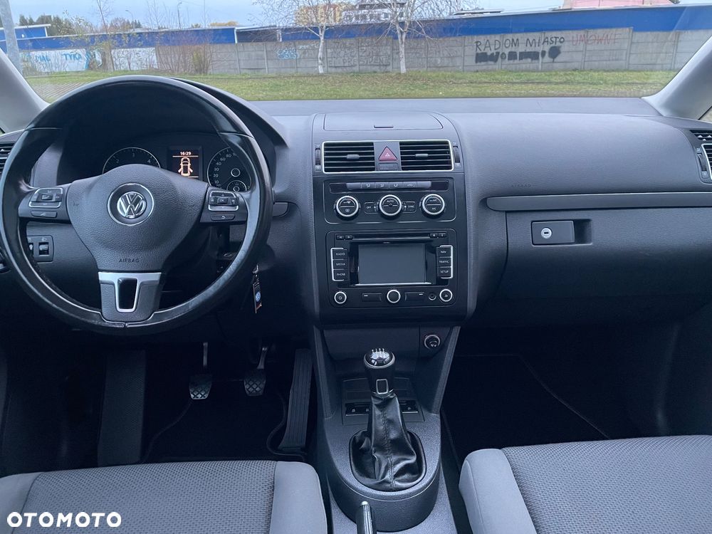 Volkswagen Touran 1.6 TDI DPF BlueMot Trendline - 25