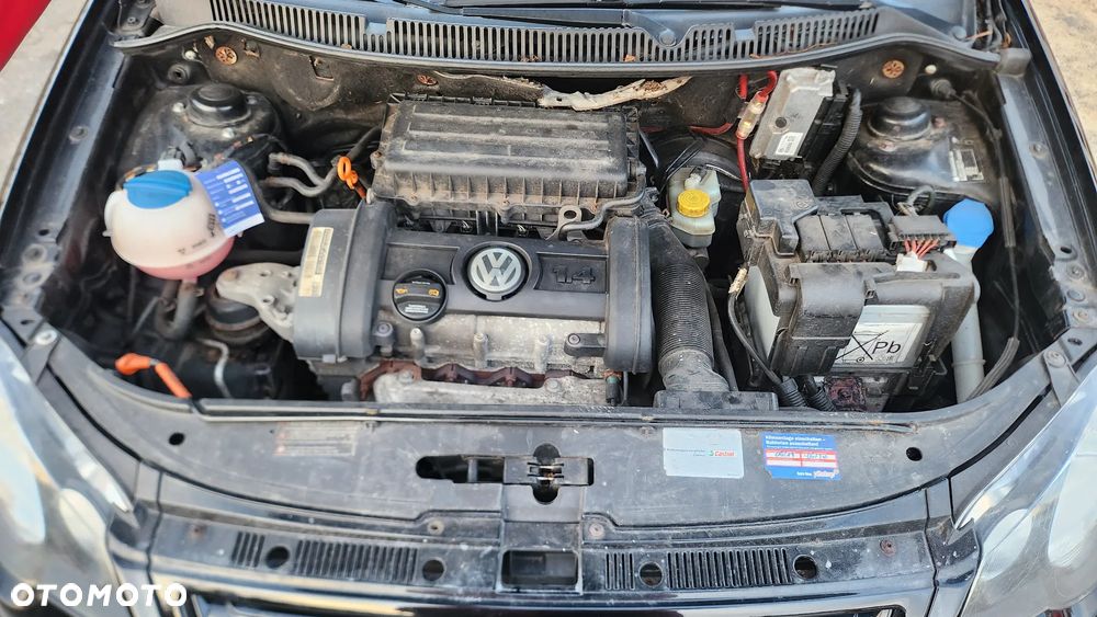 Volkswagen Polo 1.4 Sportline - 18