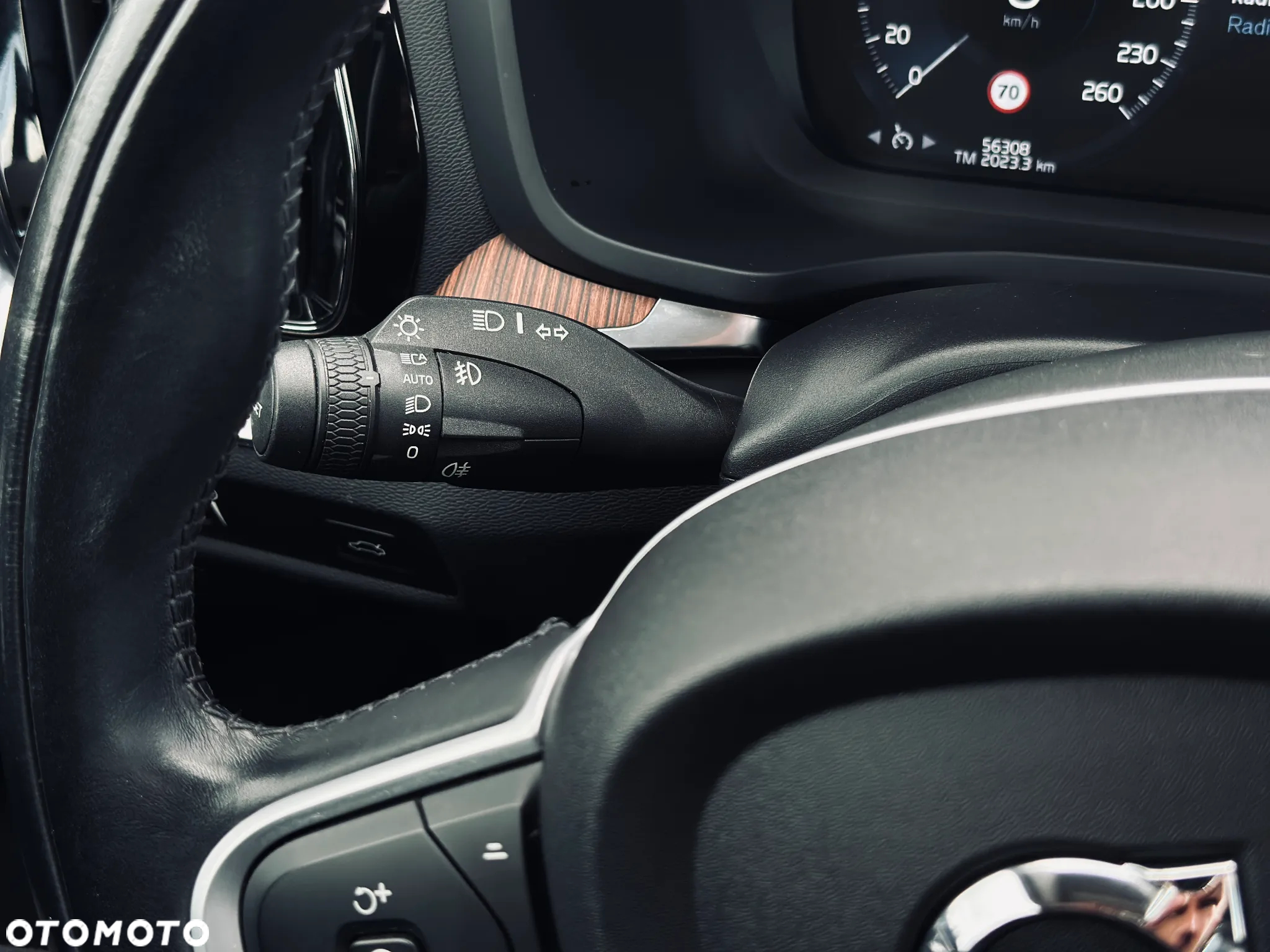 Volvo S60 B5 B AWD Plus Dark - 37