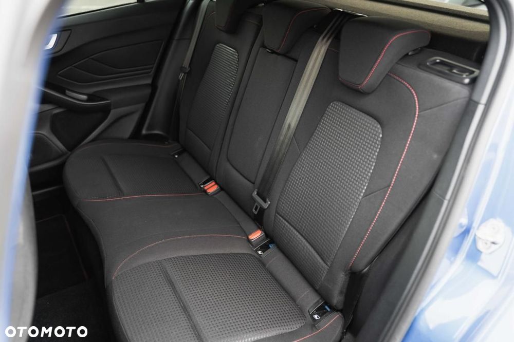 Ford Focus - 21