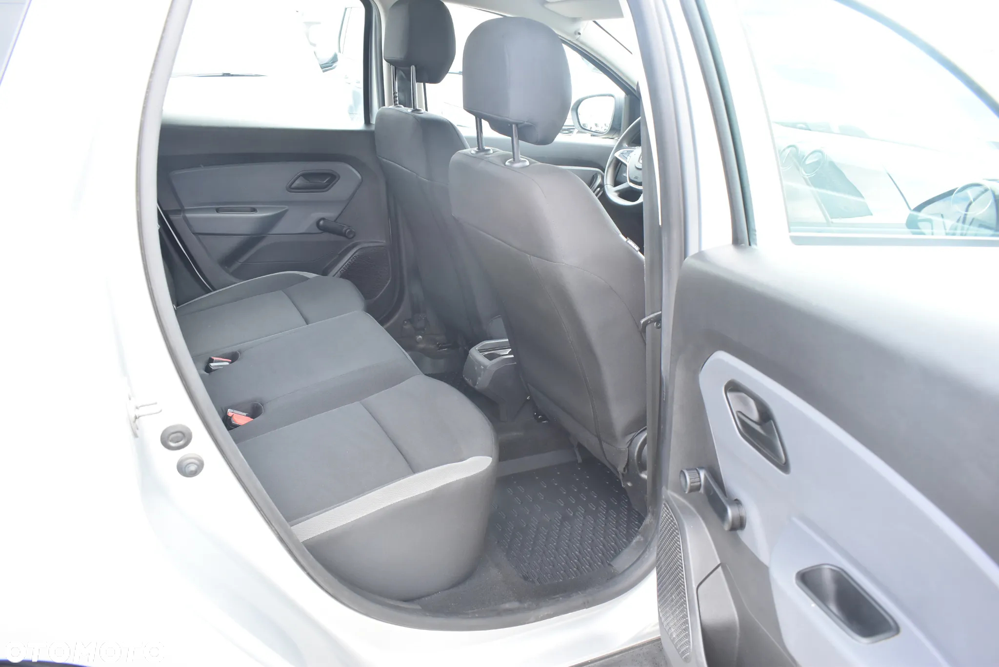 Dacia Duster 1.5 Blue dCi Essential 4WD - 15