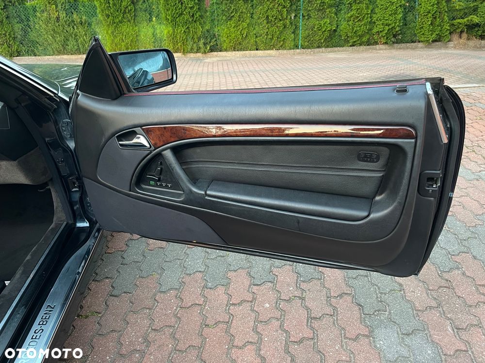 Mercedes-Benz SL 320 - 29